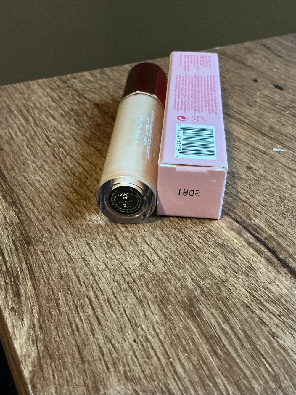 ONE/SIZE Turn Up The Base Concealer - Light Pink